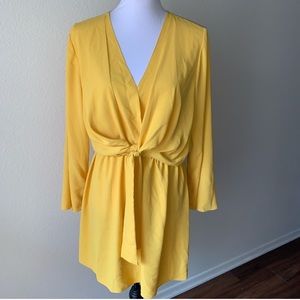 Topshop knot mini dress in yellow size 8 EUC